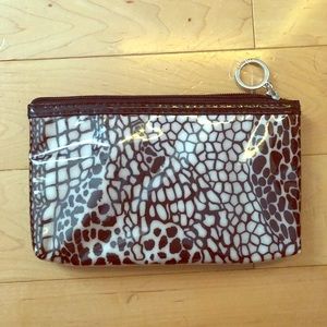 Cosmetic travel bag! Perfect for makeup on the go!